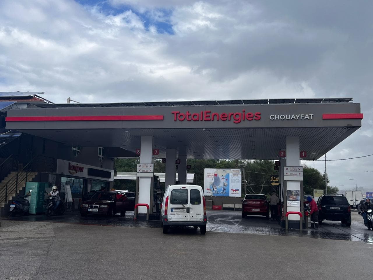 تباين في أسعار المحروقات في لبنان اليوم مع ارتفاع البنزين وتراجع المازوت والغاز