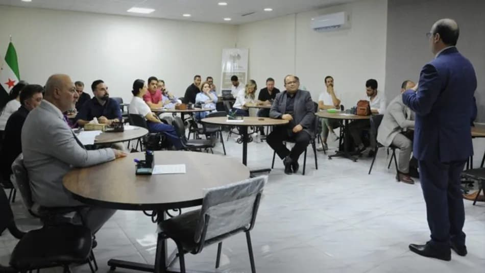 رابطة الصحافيين السوريين ترفض «مدوّنة السلوك» وتعتبرها تدخلاً حكومياً