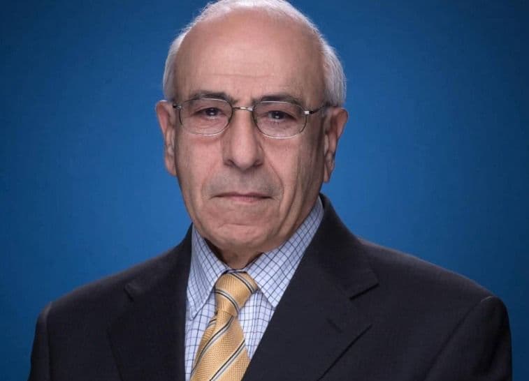 وفاة الإعلامي الأردني جميل عازر عن 89 عامًا