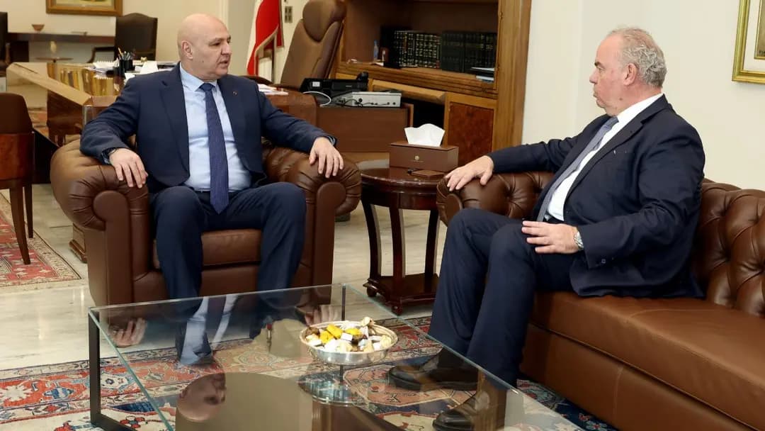 رئيس الجمهورية يطلع على إنجازات وزارة الاتصالات وتحسين خدمات الهاتف