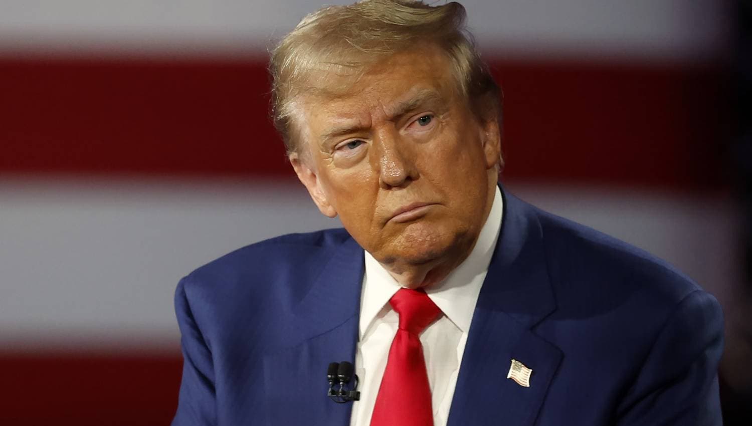 كبار مستشاري ترامب يضغطون لتوجيه خطاب الرئيس نحو مواجهة ارتفاع الأسعار