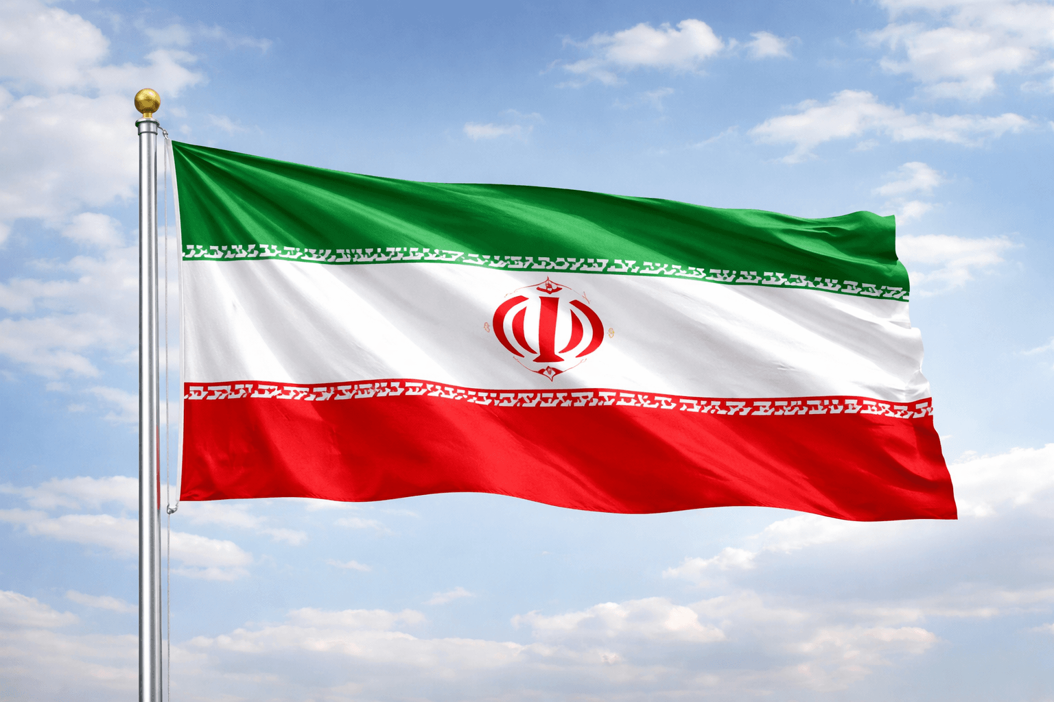 انهيار الريال وفرض العقوبات يشعلان احتجاجات واسعة في إيران