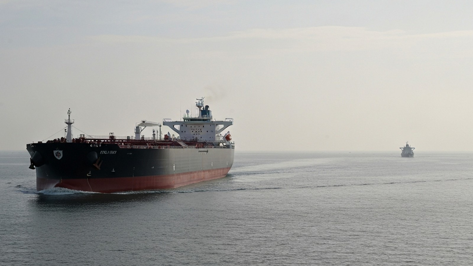 Middle East Tensions Ignite Oil Markets, Brent Surges Past $90 as Shipping Routes Face Disruption