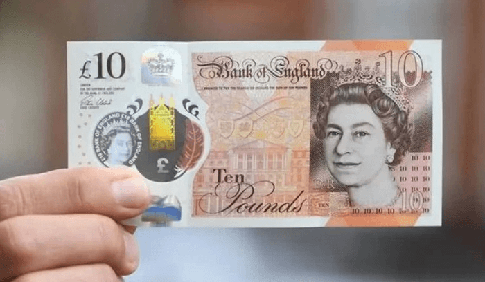 ميزانية المملكة المتحدة تنذر بمستقبل ضعيف للجنيه الإسترليني بغضّ النظر عن السياسات المالية