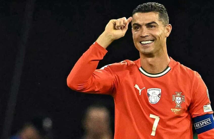 كريستيانو رونالدو يستثمر في بيربلكسيتي ويوقّع شراكة عالمية