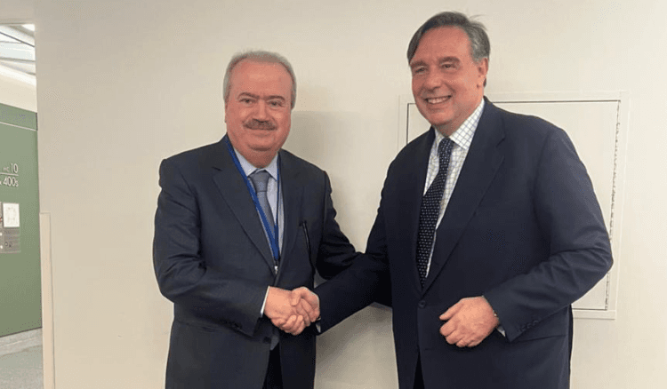 جابر يبحث مع مسؤولي البنك الدولي تمويل مشاريع إعادة الإعمار