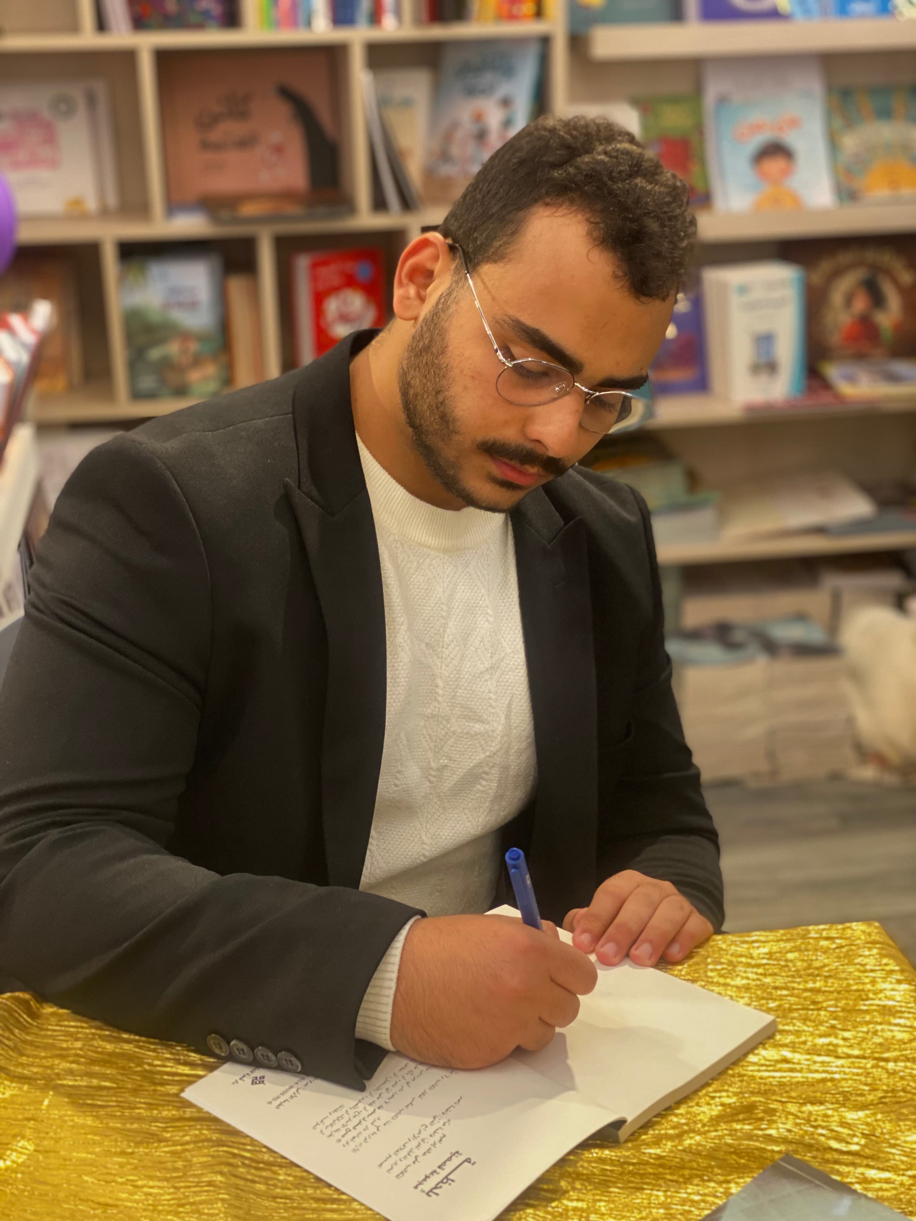 ليلة "بلحظة": احتفال بالكلمة وروح الإبداع