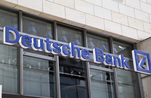 دويتشه بنك يوسع نشاط إدارة الثروات عبر توظيف 250 مصرفياً جديداً