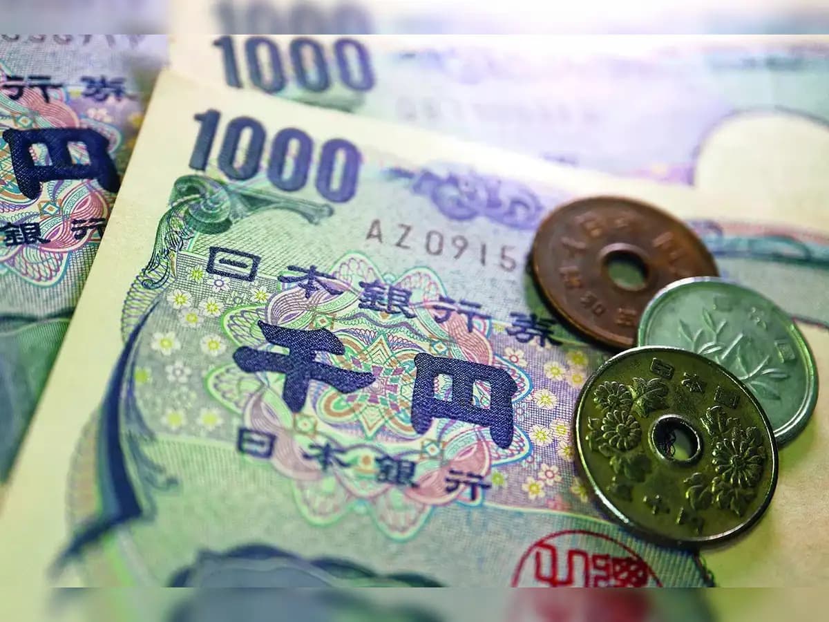 اليابان تتجه لإصدار مزيد من الديون القصيرة لتمويل حزمة تاكايتشي التحفيزية