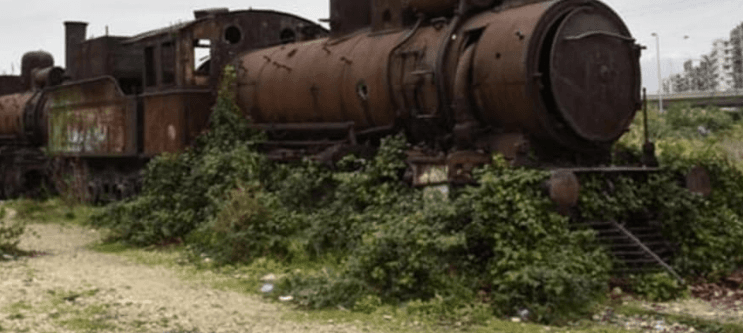 إزالة التعديات على أملاك السكك الحديدية