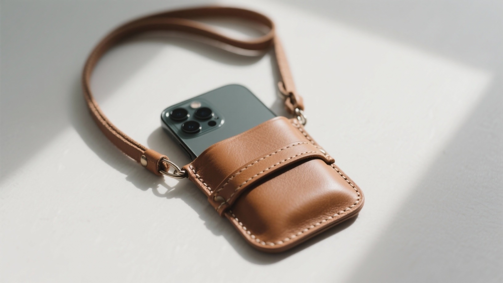 freepik__the-style-is-candid-image-photography-with-natural__18928