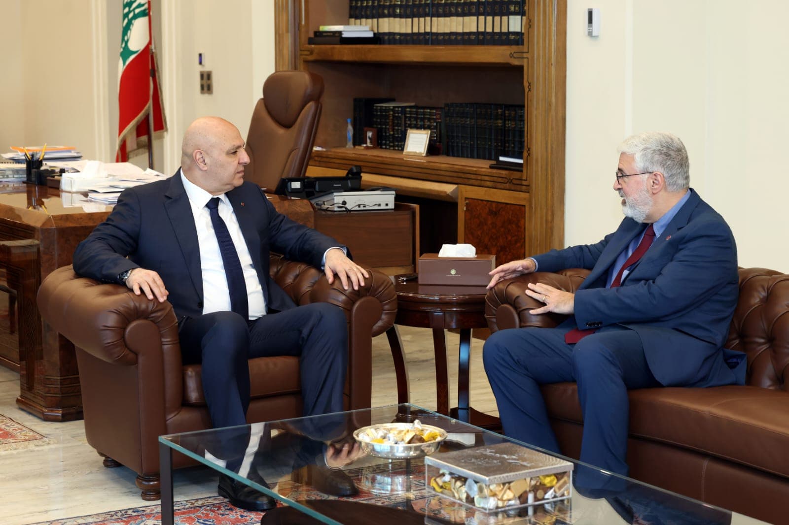 عون وخوري يبحثان مستقبل التعليم والصحة في لبنان