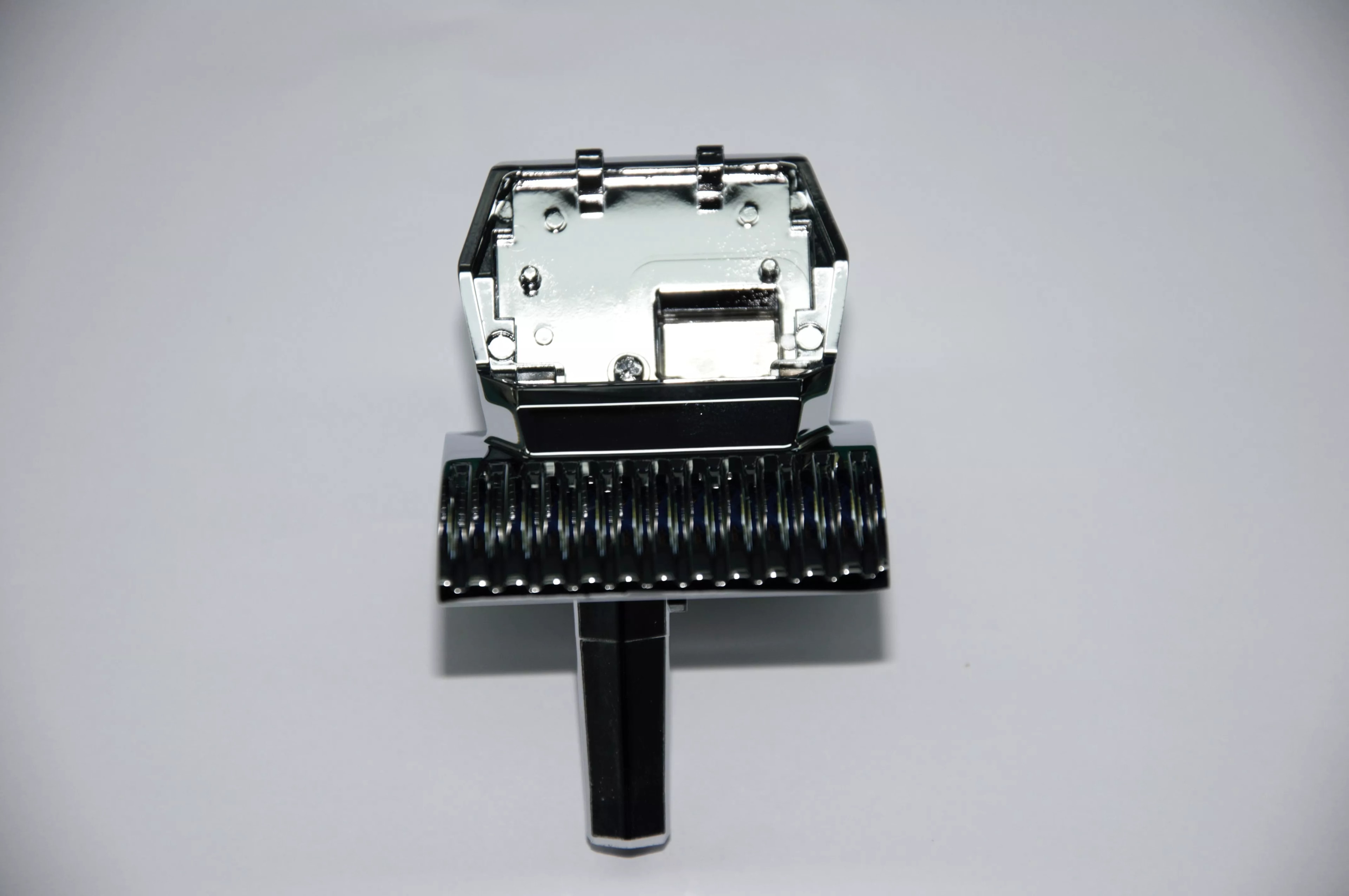 سبائك الزنك النقية-istockphoto