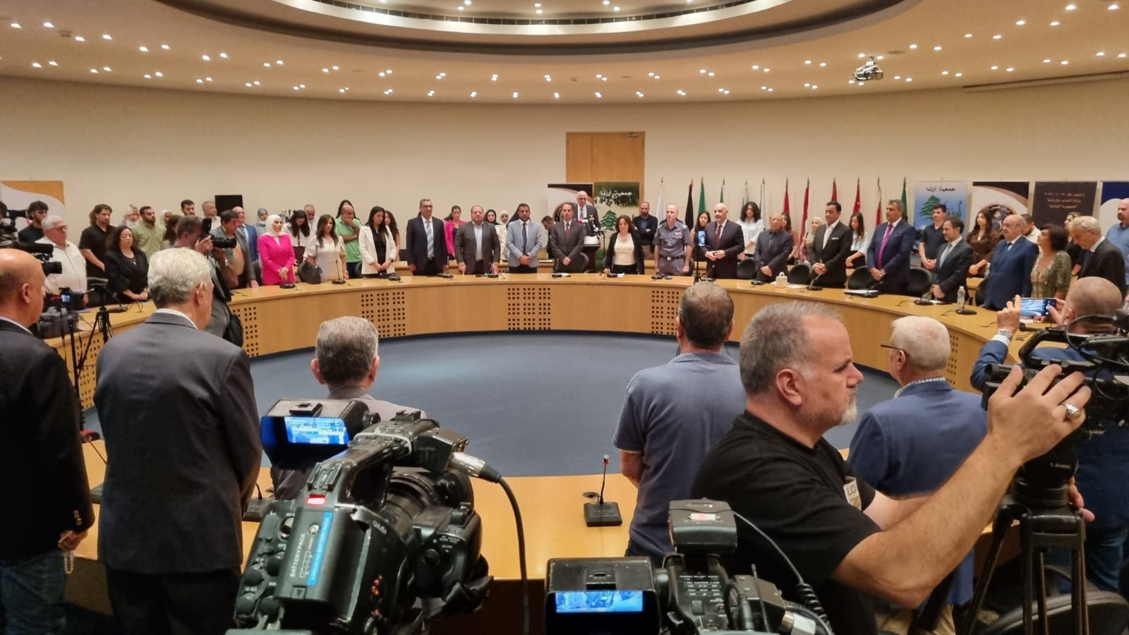 مؤتمر الصحافة اللبنانية "الرؤيا والدور" في اتحاد الغرف العربية، بيروت، 22 تشرين الأول 2025 (إقتصادي.كوم)