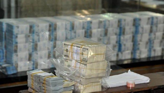 تحويلات المغتربين السوريين رافد اقتصادي أسري.. لكنها لا تدعم الاستثمار والتنمية