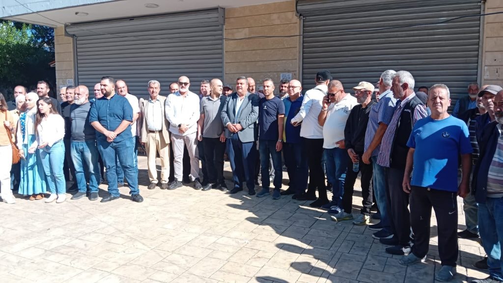 manar-اعتصام عمالي