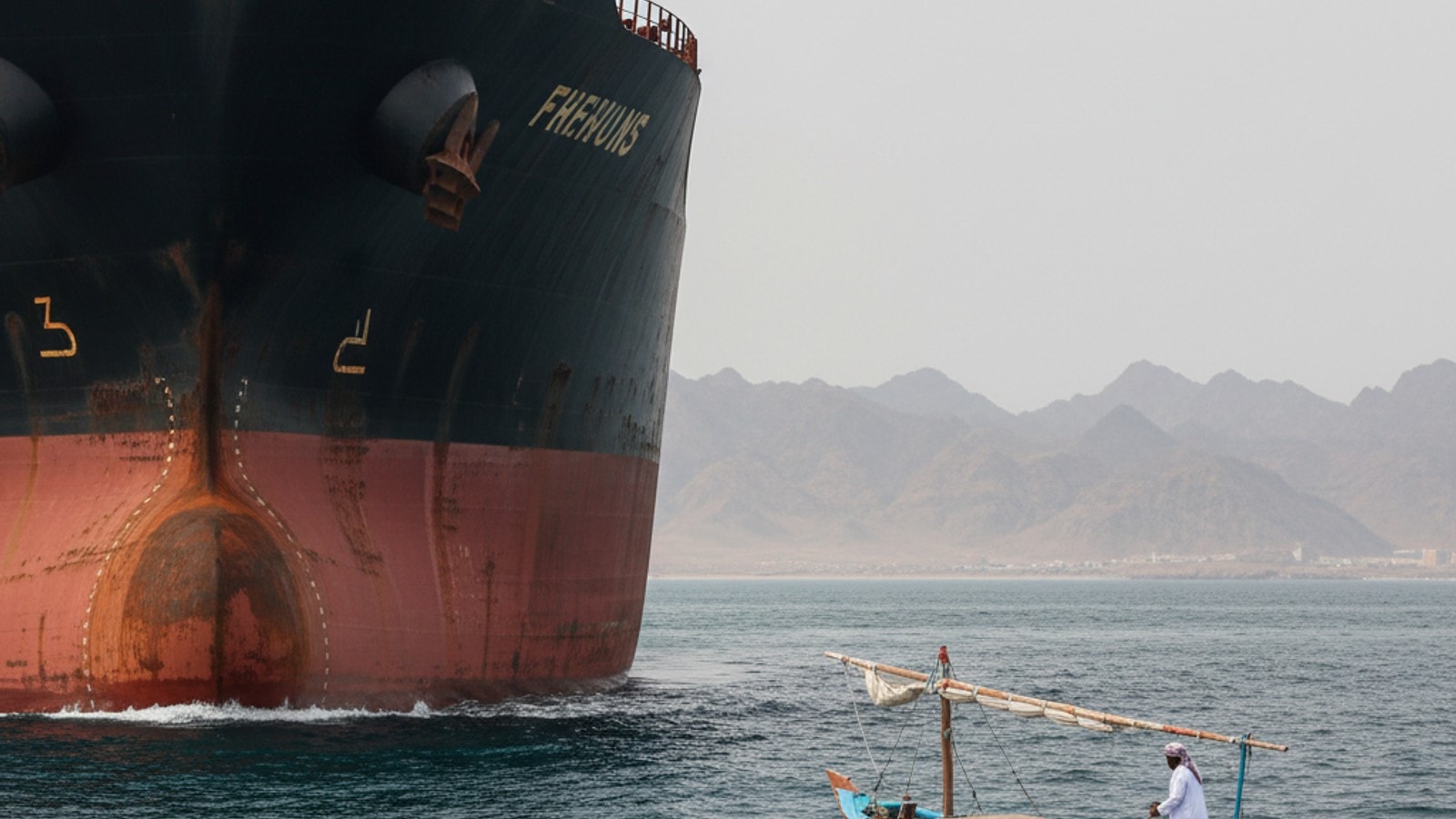 Supertanker Carrying Iraqi Crude Exits Persian Gulf Amid US-Iran Talks