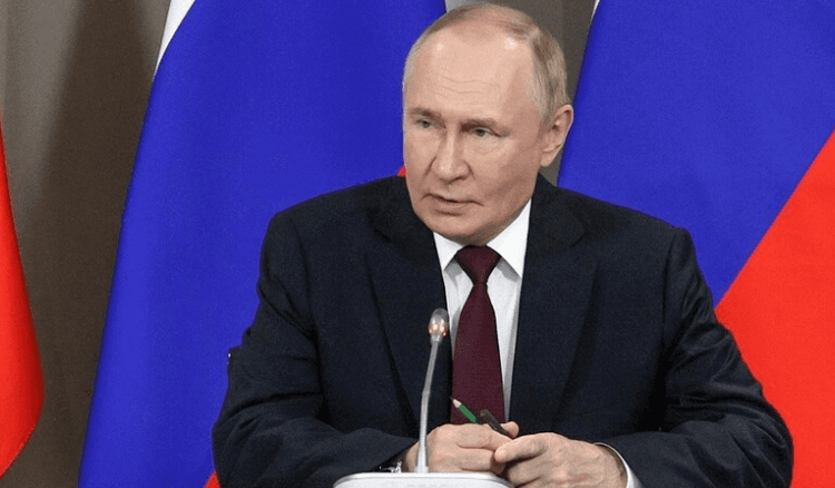 روسيا توفّر طرقًا جديدة لدفع ثمن الغاز بالدولار الروسي