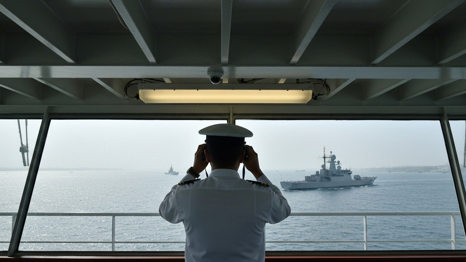 US Imposes Naval Blockade, Demands Toll in Strait of Hormuz Amid Escalating Tensions