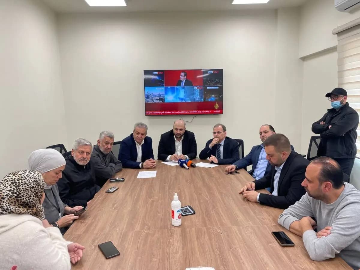 وزير الصحة اللبناني يطلع على خدمات النازحين في صيدا