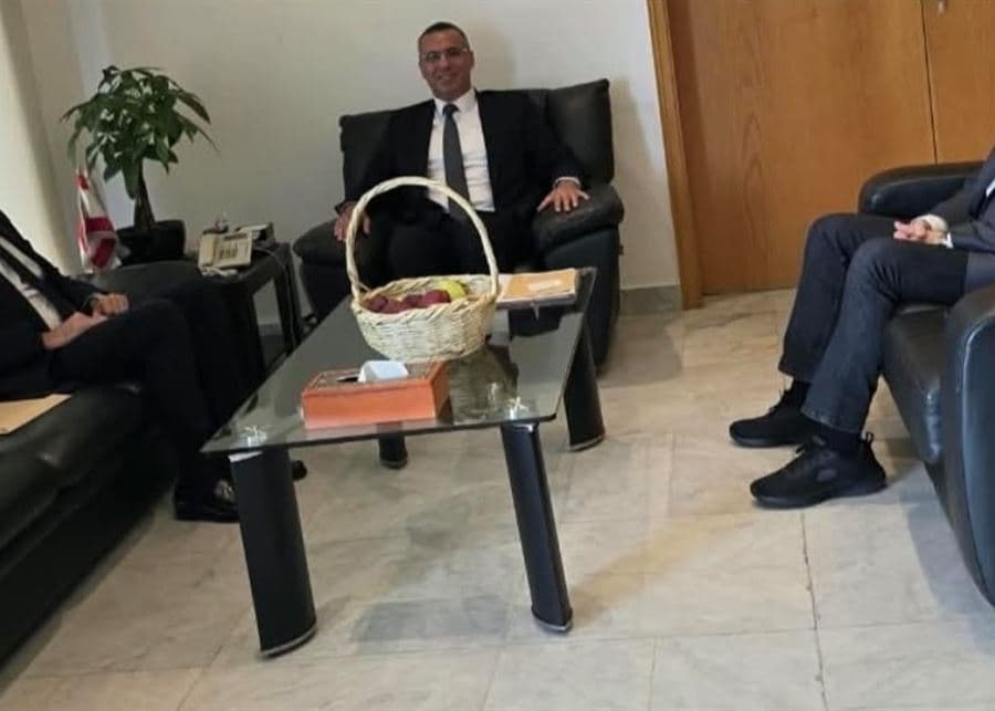 وزارة الزراعة تطلق حملة لتسويق التفاح اللبناني ودعم المزارعين