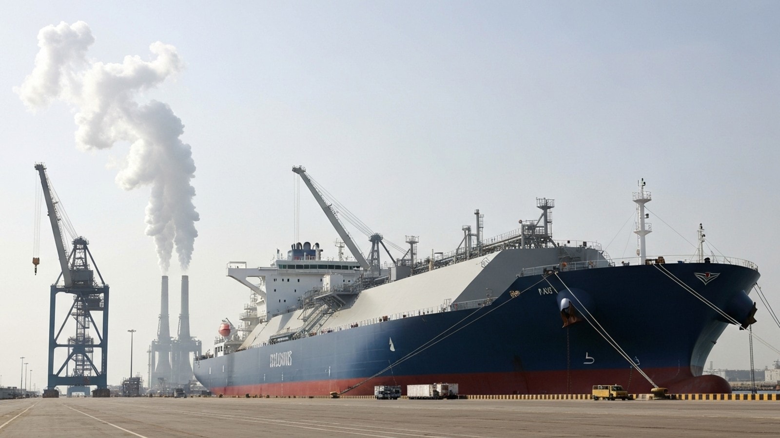 Qatar Readies Swift LNG Output Boost as Hormuz Reopening Nears