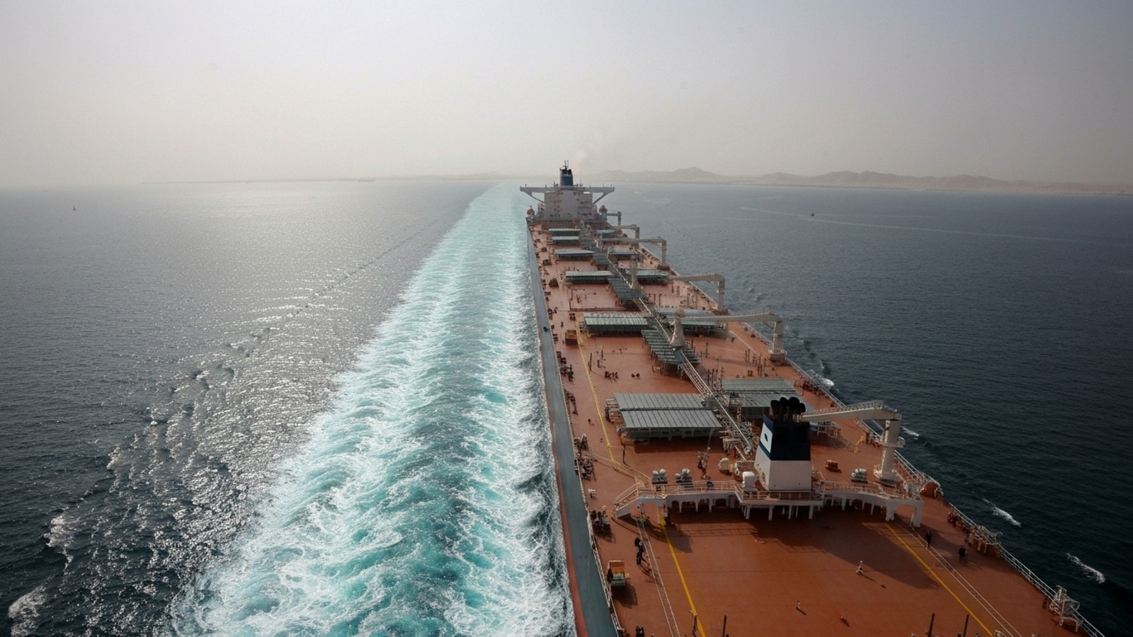 Hormuz Traffic Unabated Amidst Conflicting Claims Over Strait's Status