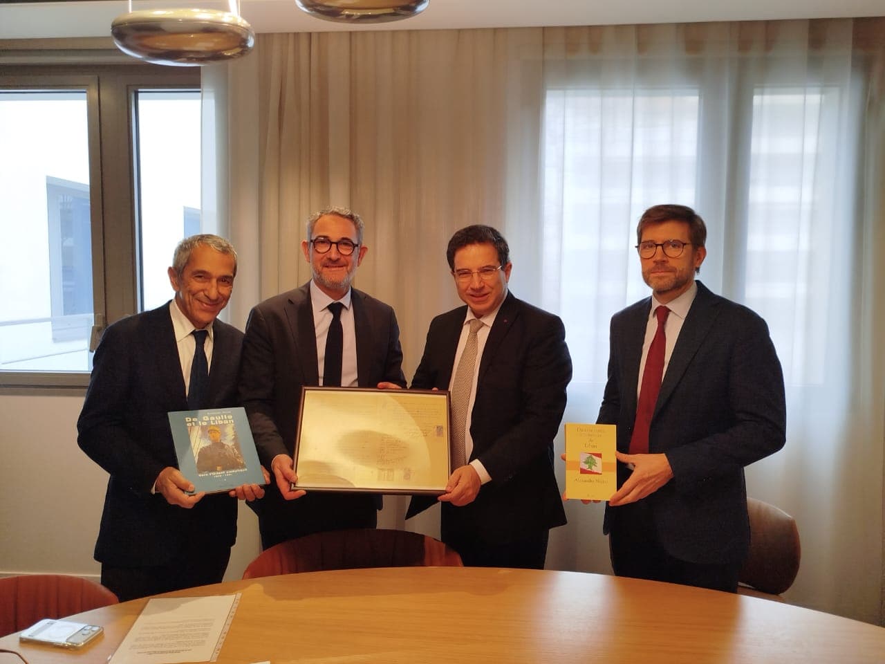 تعاون قضائي بين بيروت وليون