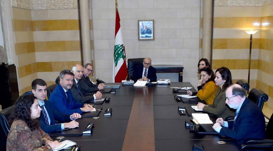 رئيس مجلس الوزراء نواف سلام مع مسؤولين فرنسيين